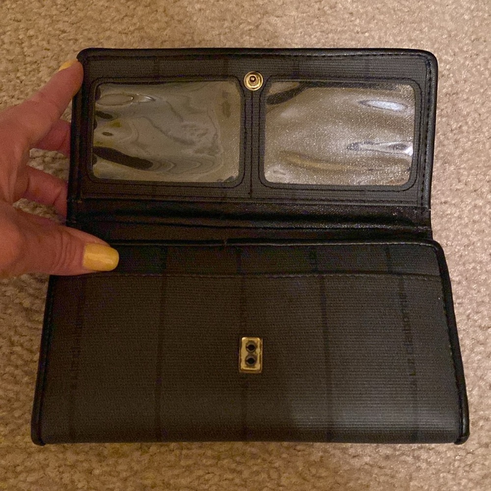 Women’s Vintage Liz Wallet - Picture 4 of 4